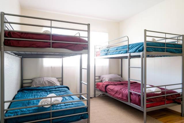Hostel Style Shared Room Дейли-Сити Экстерьер фото